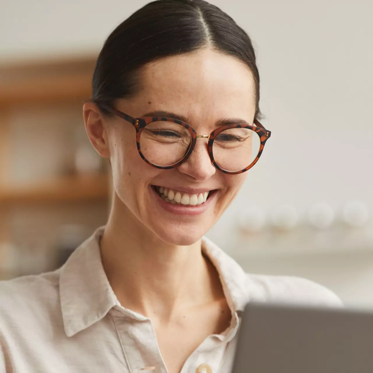 Two contrasting desks — one cluttered with endless dashboards, one clear and focused — symbolizing the choice between stagnation and the movement a Business Momentum System provides.