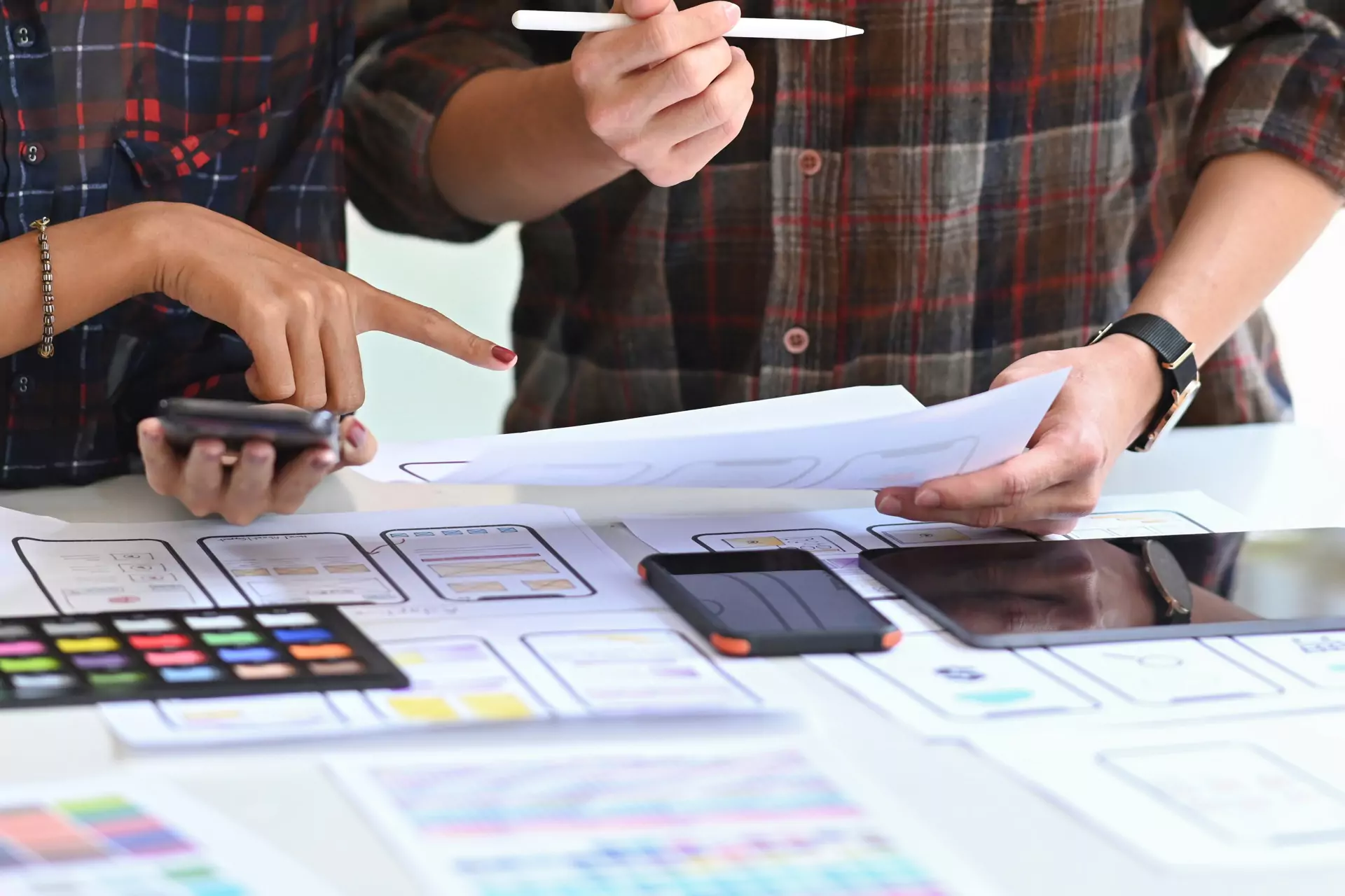 Designing responsive website design across multiple devices