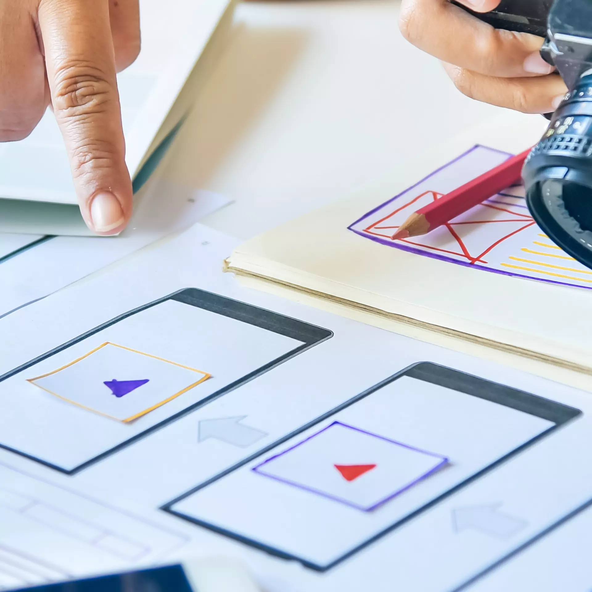 Professional website designer at work in Seattle, crafting custom website solutions with responsive web design services for optimal user experience.